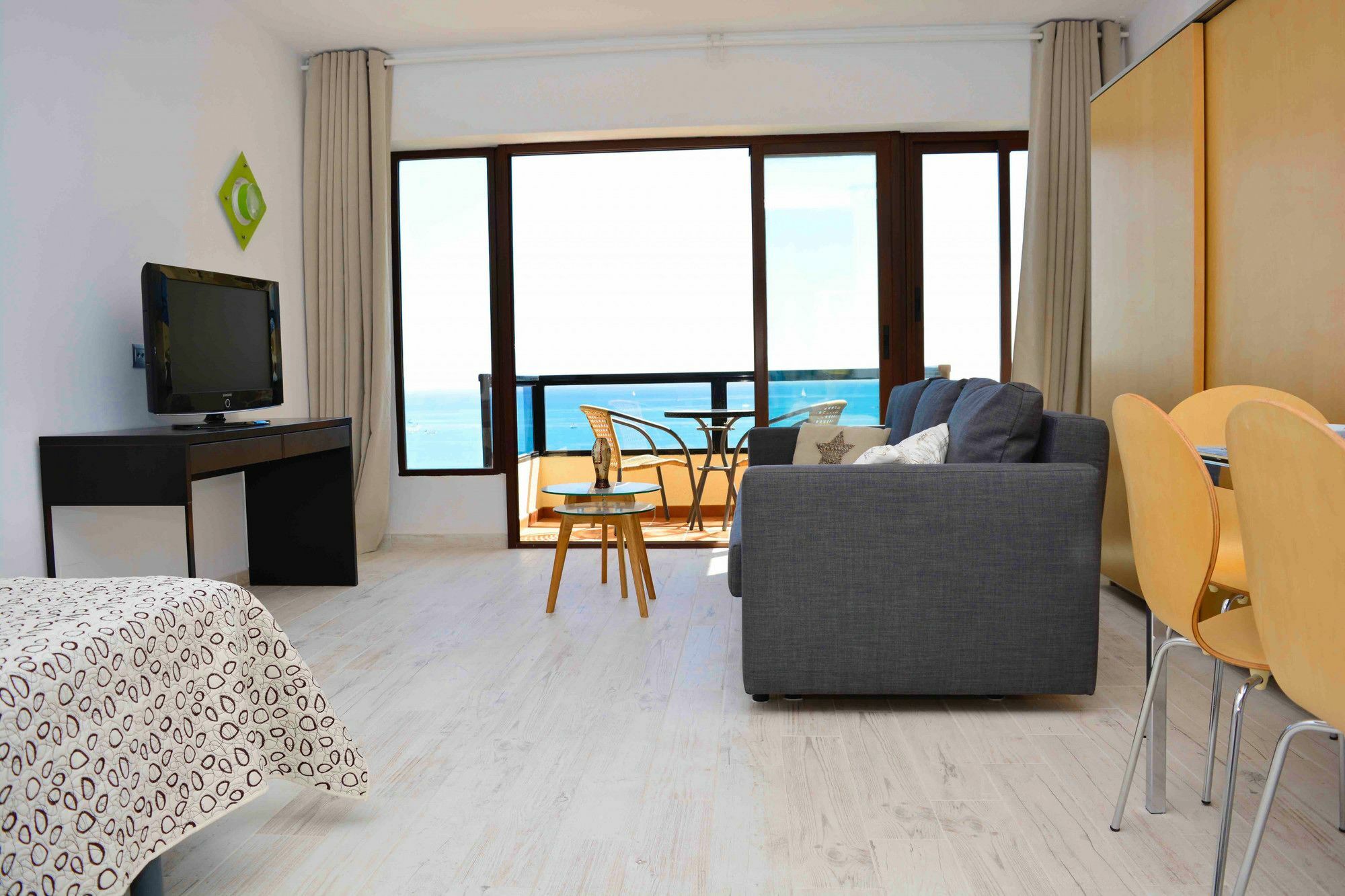 Aloha Playa Benalmadena Canovas מראה חיצוני תמונה